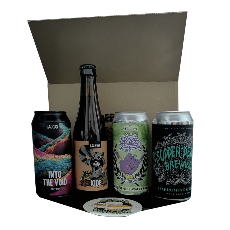 Pack de 4 cervezas artesanas de estilo Hazy e IPA alineadas frente a una caja de cartón abierta con un posavasos de Beers Universe en la base. Incluye Laugar Into The Void, Laugar Kide, Octavo Arte Wasa y Sudden Death Harrowing Omen.